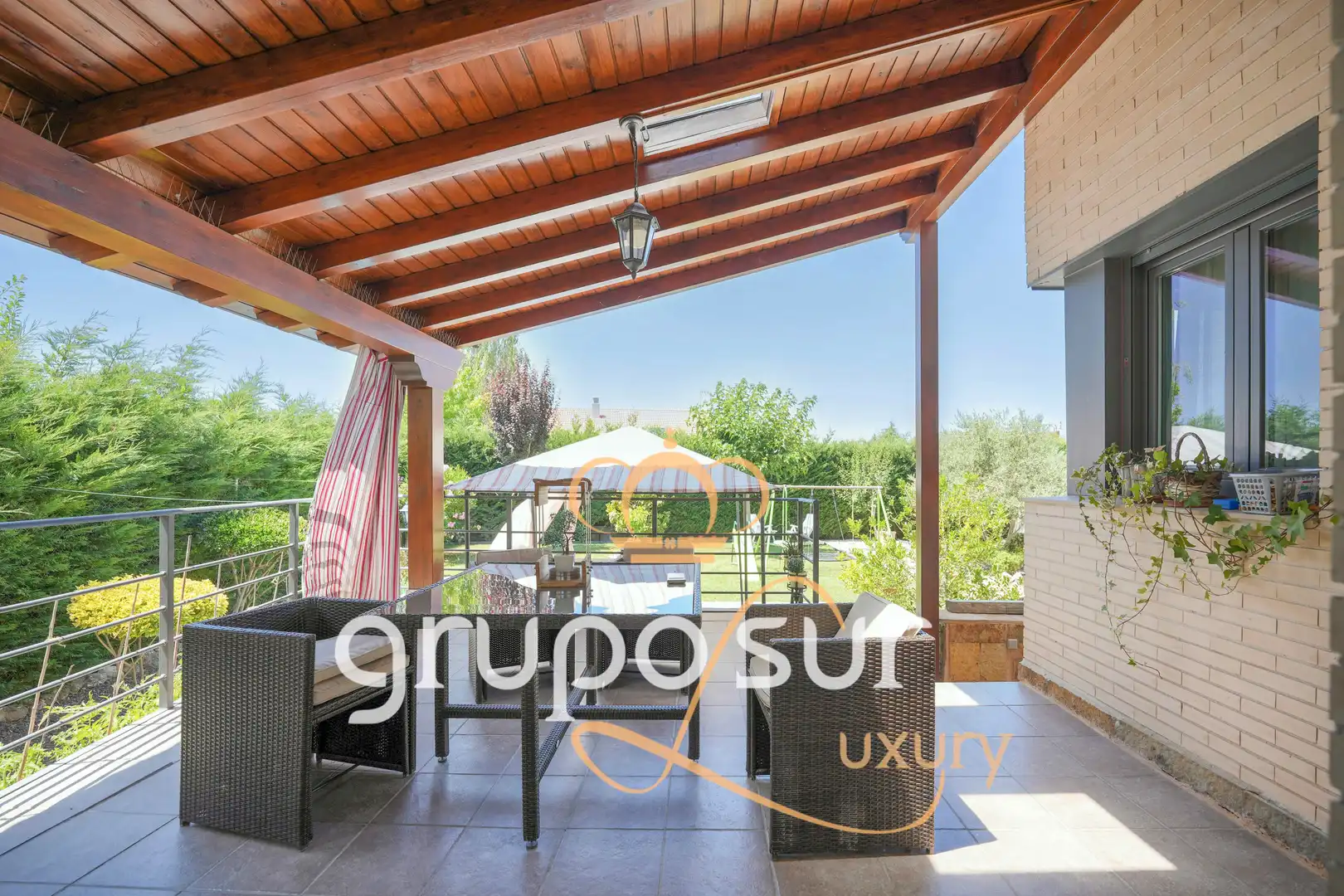 Terraza de Casa o chalet en venta en Aldeamayor de San Martín con Calefacción, Jardín privado y Terraza