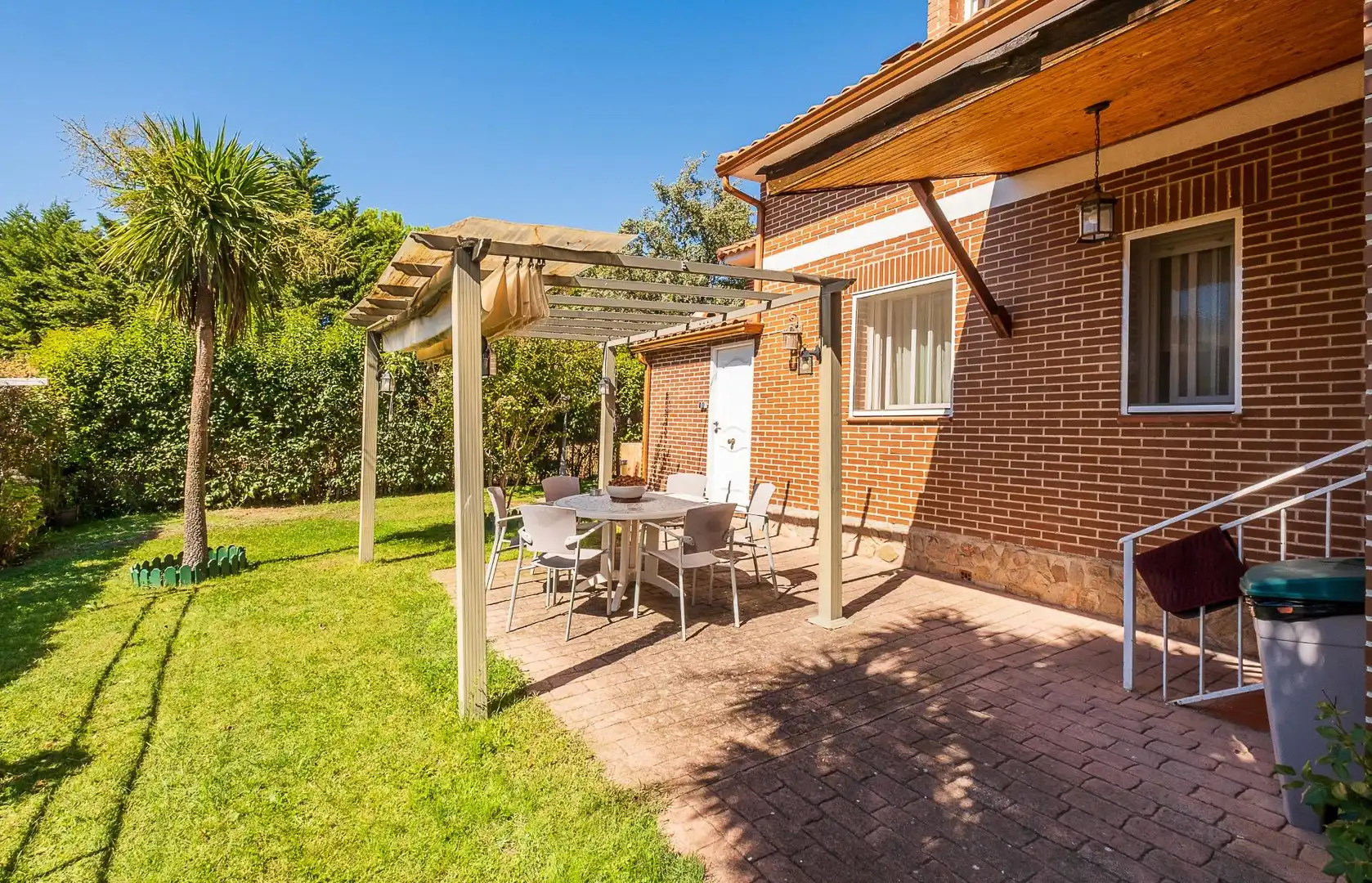 Detached house with pool for sale in Calle BILBAO, imagen 9