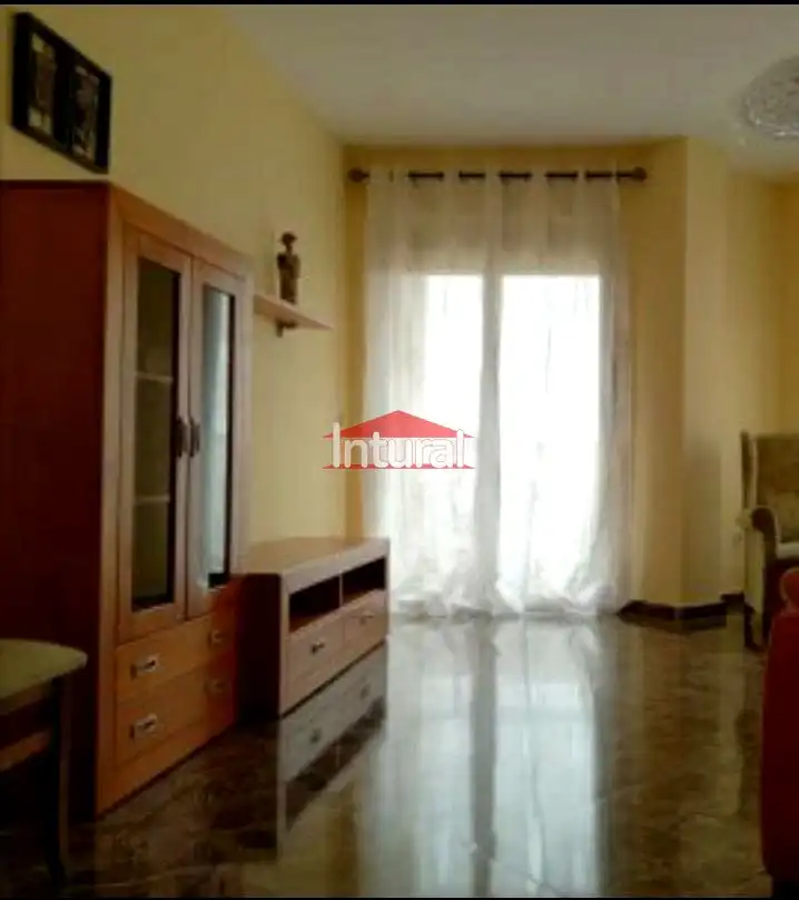 Habitación de Piso de alquiler en Albacete con Amueblado