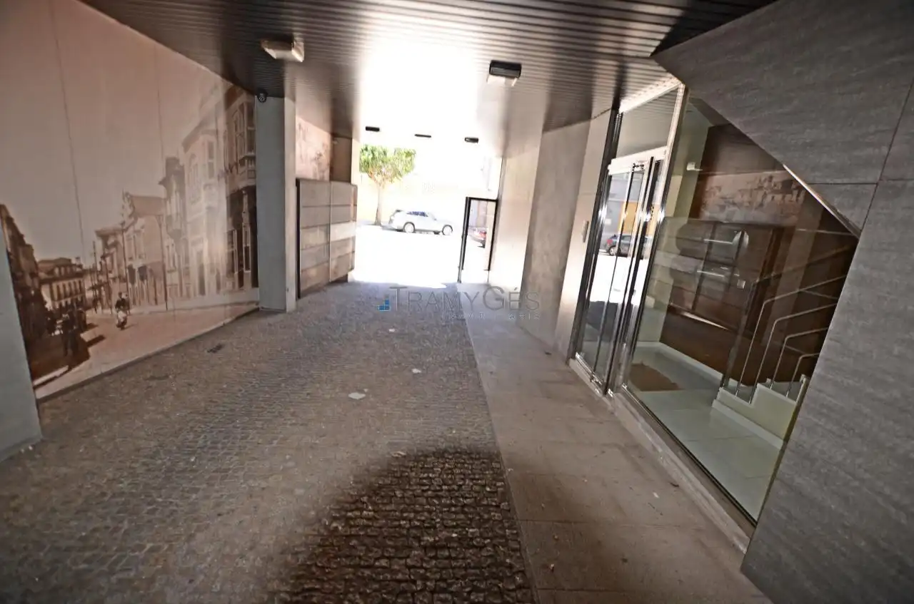 Garage zum Verkauf in MANUEL ALVAREZ, A Guarda