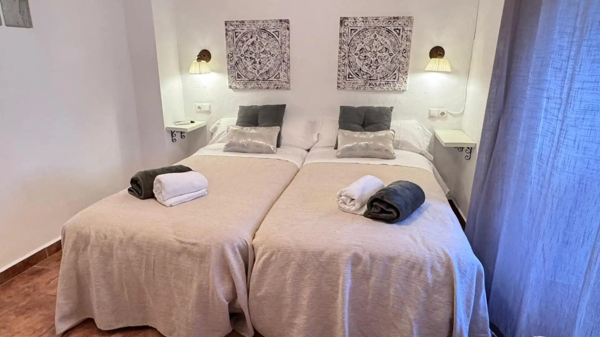 Bedroom of Houses for sale in Iznájar  with Air Conditioner, Heating and Terrace