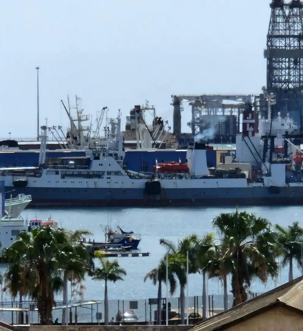 Piso en venta en Calle Hierro, Santa Catalina - Canteras, Isleta - Puerto - Guanarteme