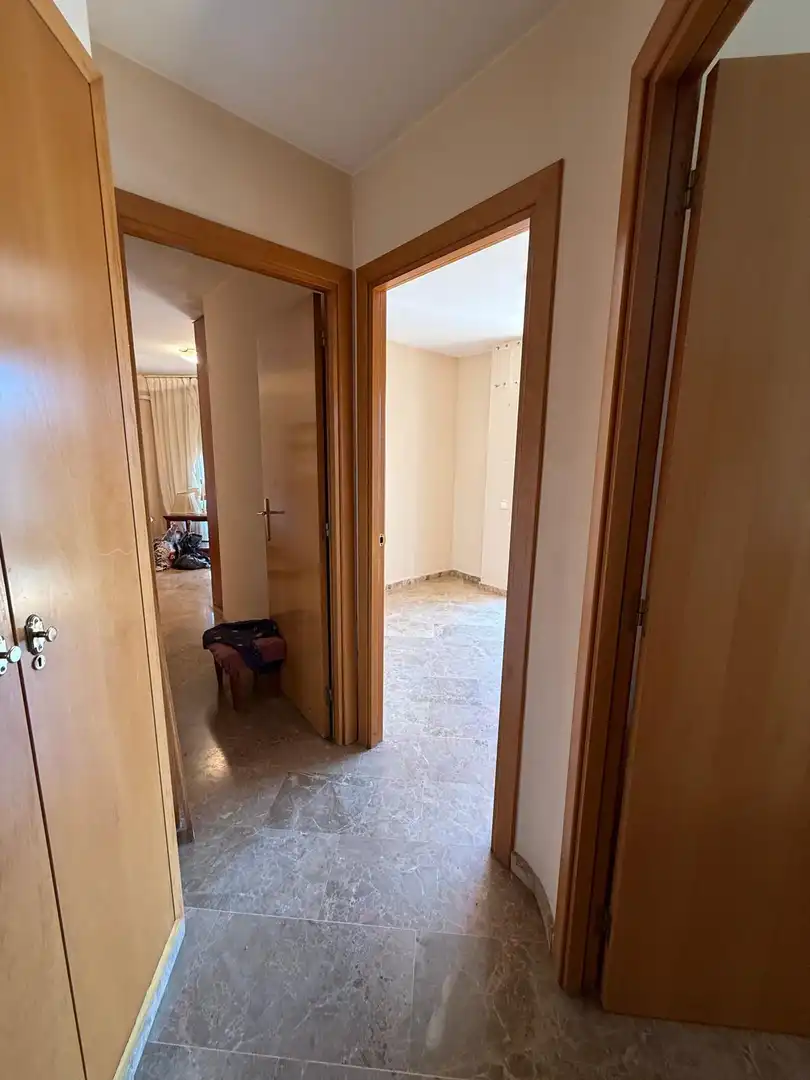 Piso en venta en L'Hospitalet de Llobregat con Balcón