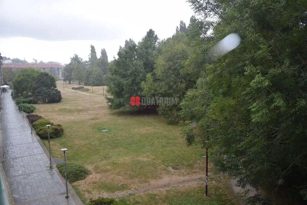 Office for rent in Santiago de Compostela   with Heating