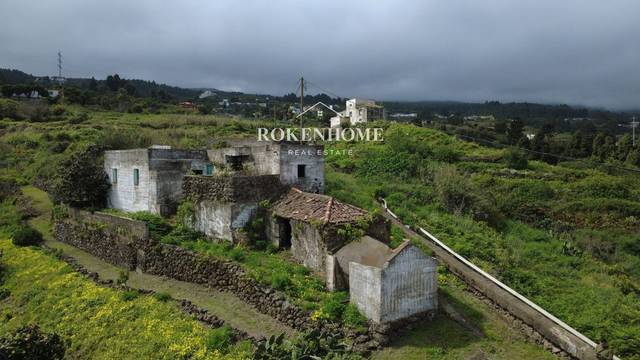 Casa-chalet en Venta en Miradero en La Vega - El Amparo - Cueva del Viento