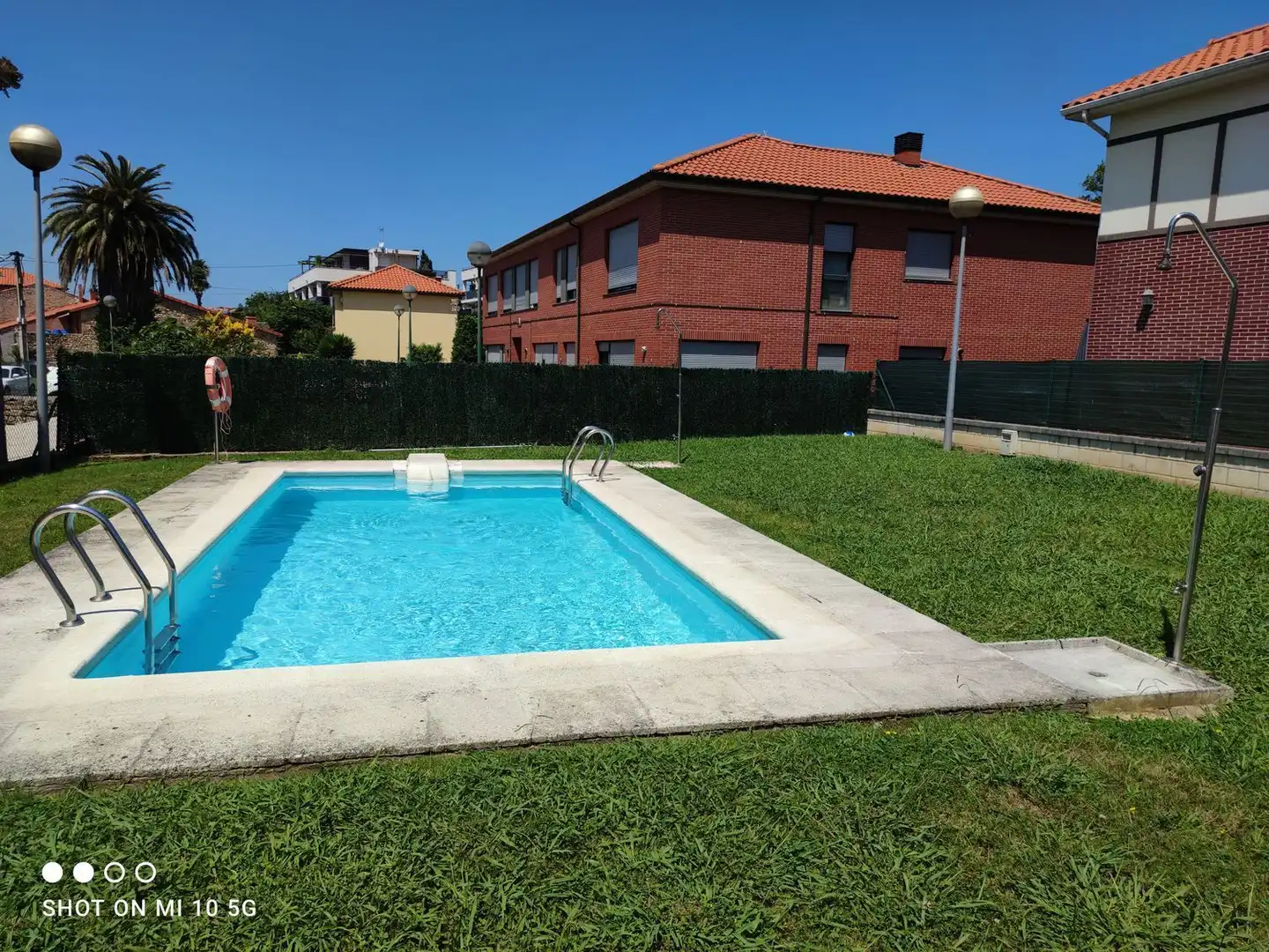 Piscina de Casa o chalet de alquiler en Miengo con Jardín privado, Terraza y Piscina comunitaria