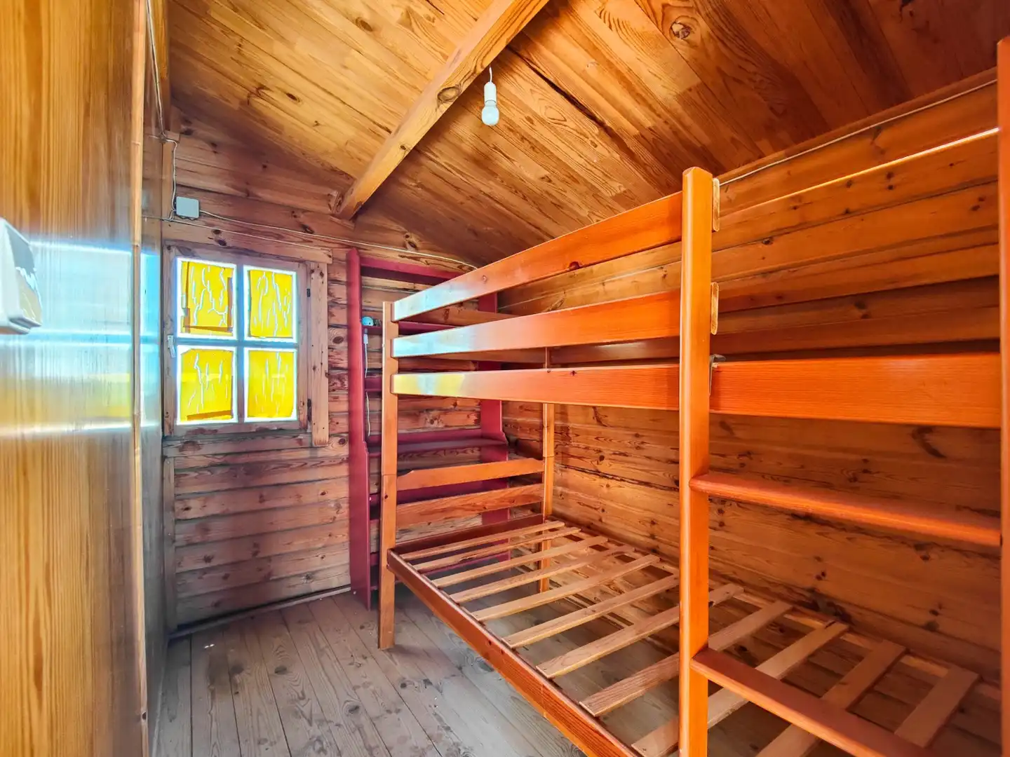 Schlafzimmer von Einfamilien-Reihenhaus zum Verkauf in Torrevieja mit Klimaanlage, Privatgarten und Terrasse
