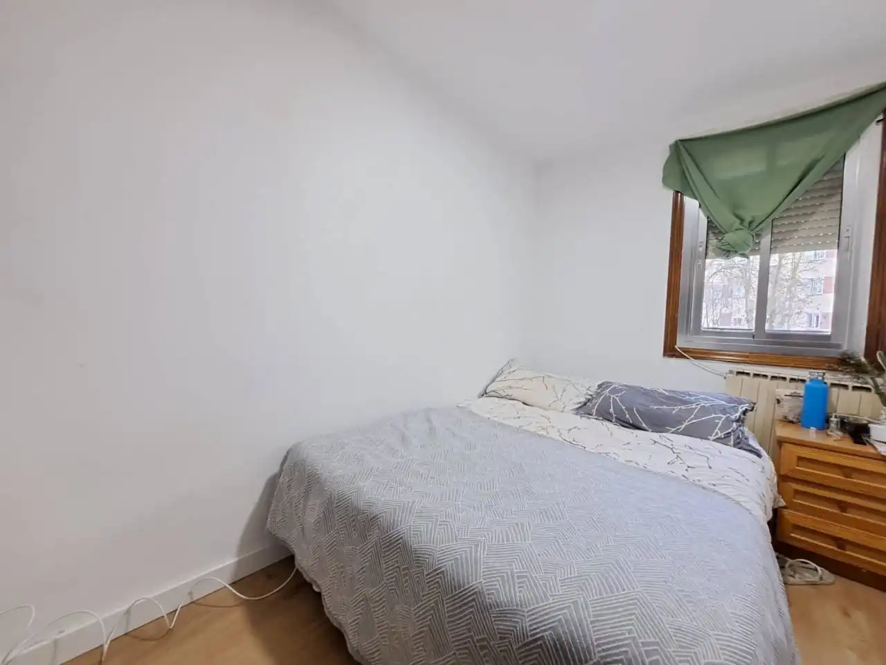 Dormitori de Casa adosada en venda en Burgos amb Calefacció i Parquet
