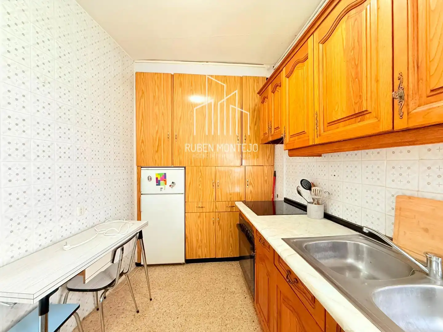 Cocina de Piso de alquiler en Salamanca con Calefacción, Terraza y Amueblado