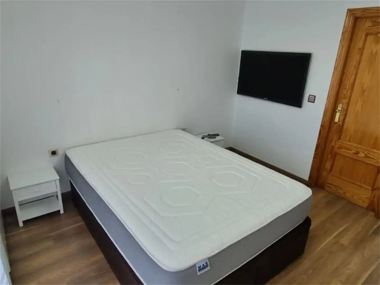 Habitación de Piso en venta en Santa Clara de Avedillo con Aire acondicionado, Parquet y Trastero