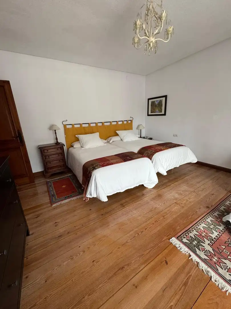 Dormitori de Casa o xalet en venda en Madrigal de las Altas Torres amb Calefacció
