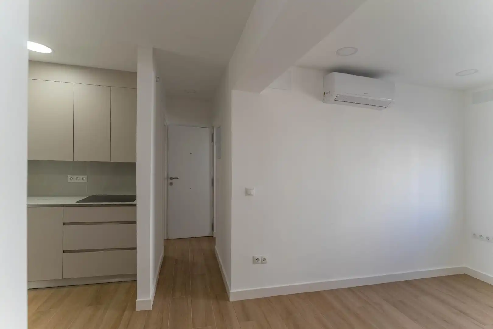 Planta baja de alquiler en Alhaurín El Grande con Aire acondicionado