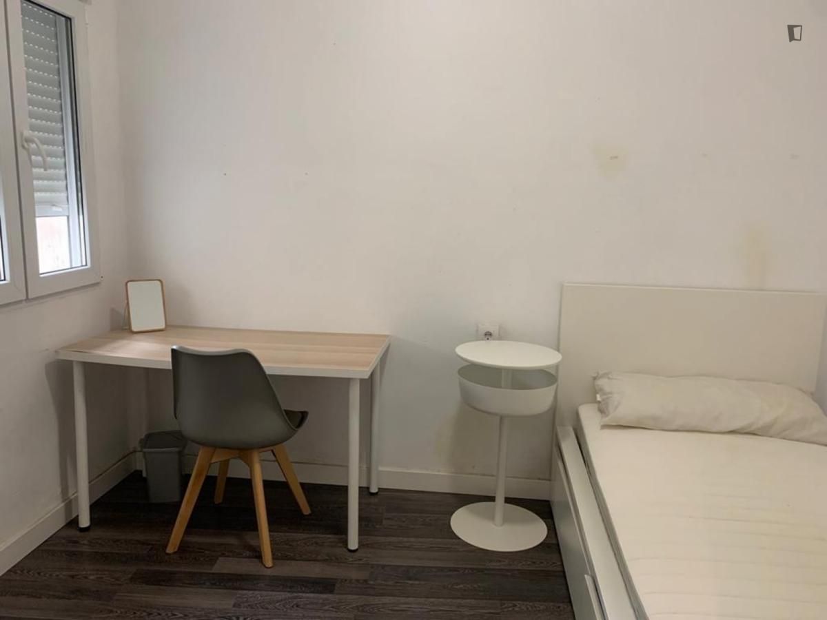 Apartamento para compartir en Plaza Illes Columbretes