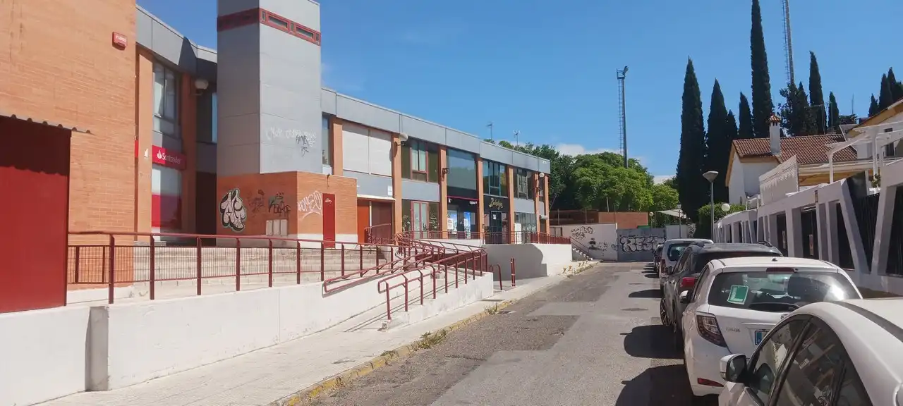 Vista exterior de Garatge en venda en Mairena del Aljarafe