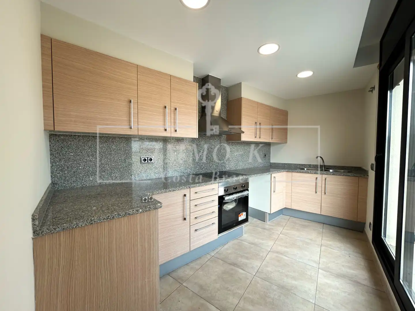 Kitchen of Flat for sale in Llançà  with Air Conditioner, Heating and Terrace