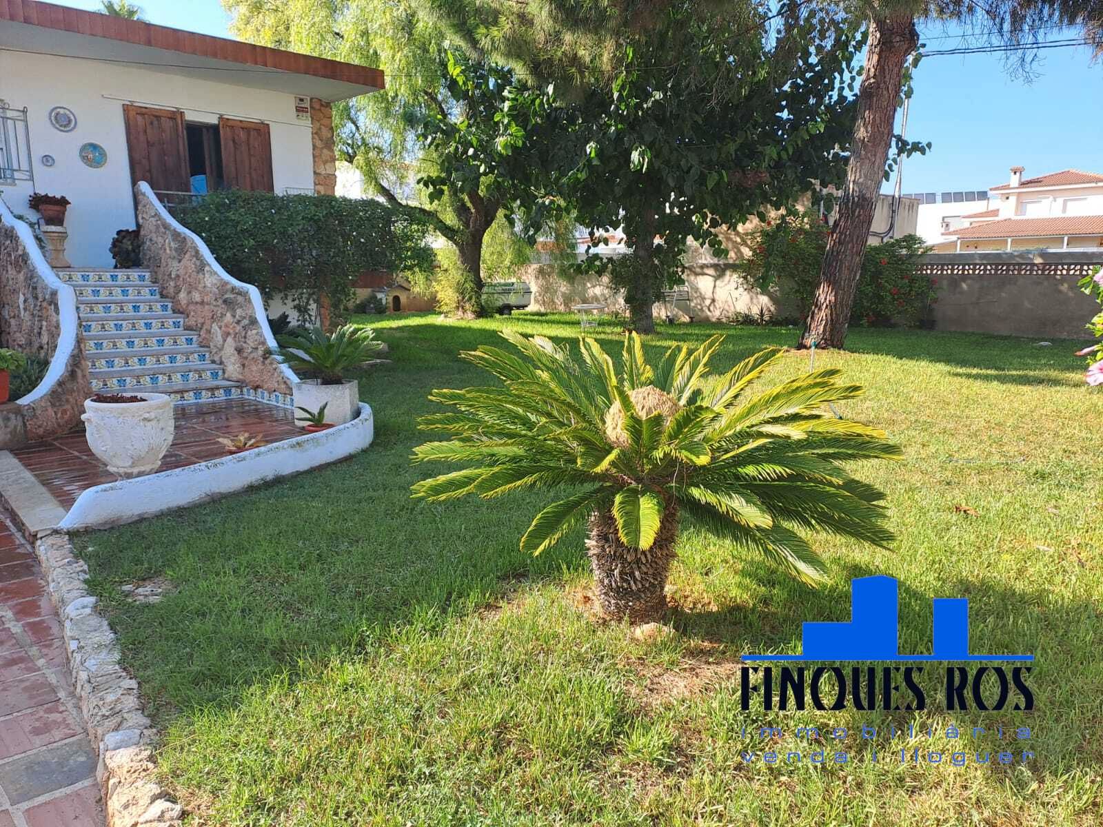 Garden of Single-family semi-detached for sale in Vinaròs  with Air Conditioner, Private garden and Terrace