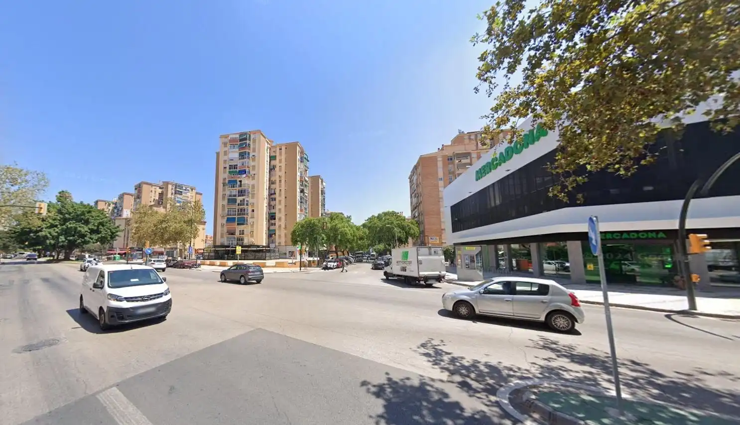 Locale commerciale in vendita a Avenida de Europa, imagen 2