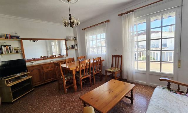 Apartamento en Venta en Carrer Vall dels Ullals en Oliva Playa