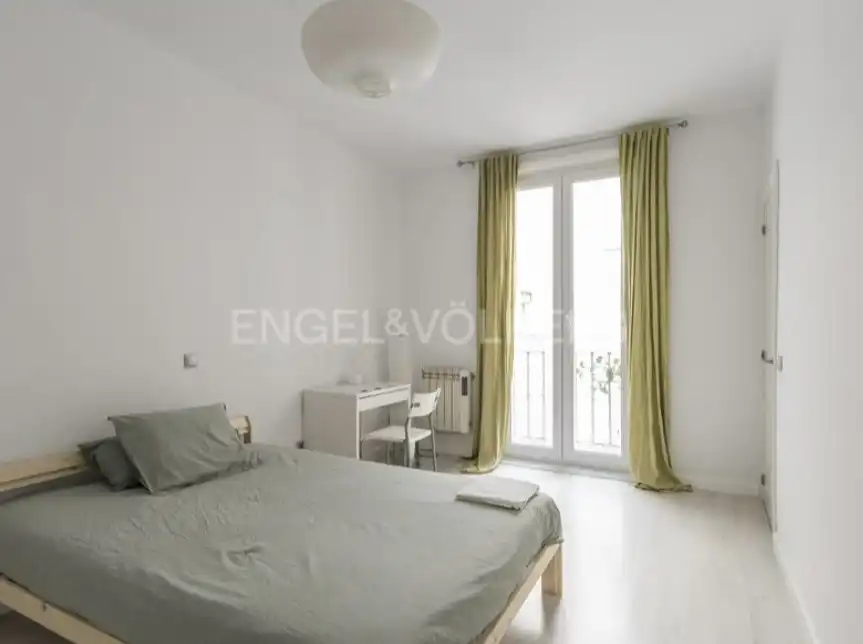 Schlafzimmer von Wohnung zum Verkauf in Madrid mit Klimaanlage, Heizung und Parkett