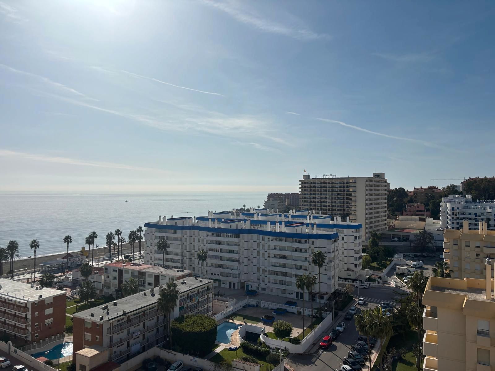 Vista exterior de Estudi en venda en Benalmádena amb Aire condicionat, Terrassa i Moblat