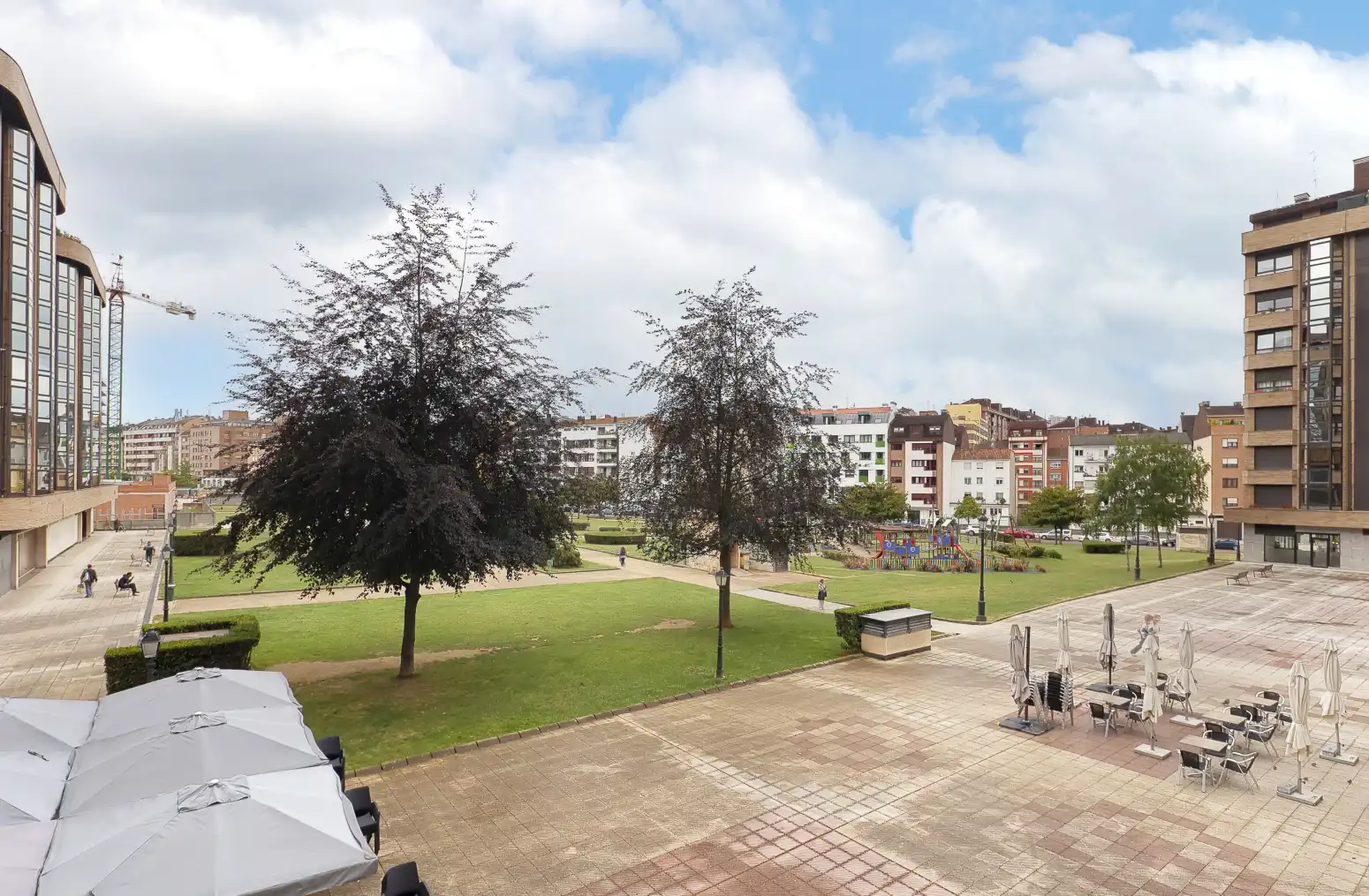 Terrassa de Pis en venda en Oviedo  amb Calefacció i Traster