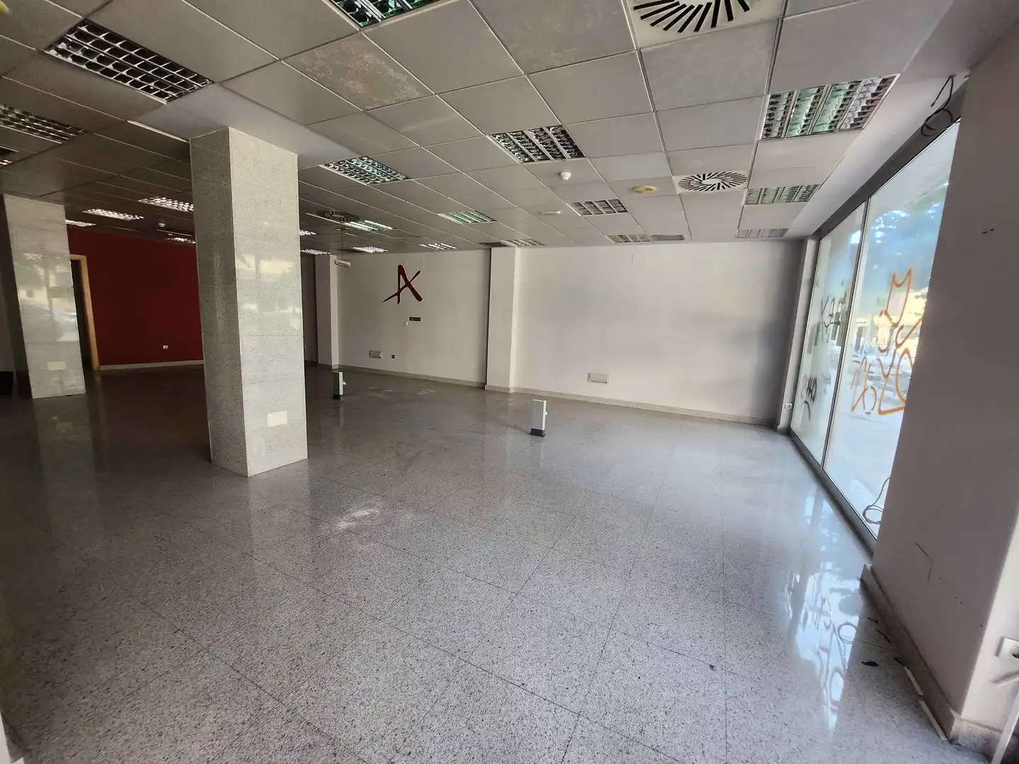 Commercial properties for sale in Collado Villalba  with Air Conditioner