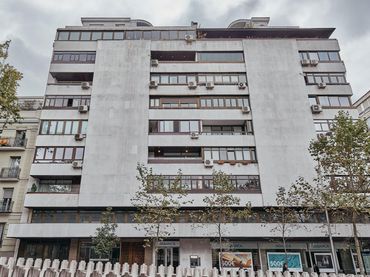 Pis amb ascensor en venda a MARIA DE MOLINA