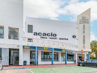 Local commercial à vendre à Crtra Garrucha Villaricos - CC. Puerto Rey