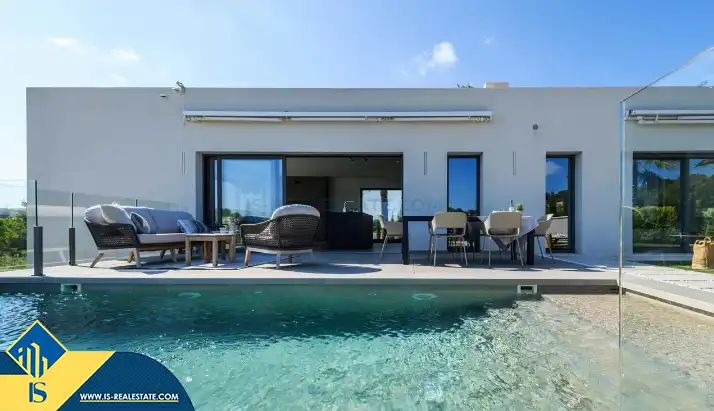 Villa avec piscine à vendre à Orihuela Costa