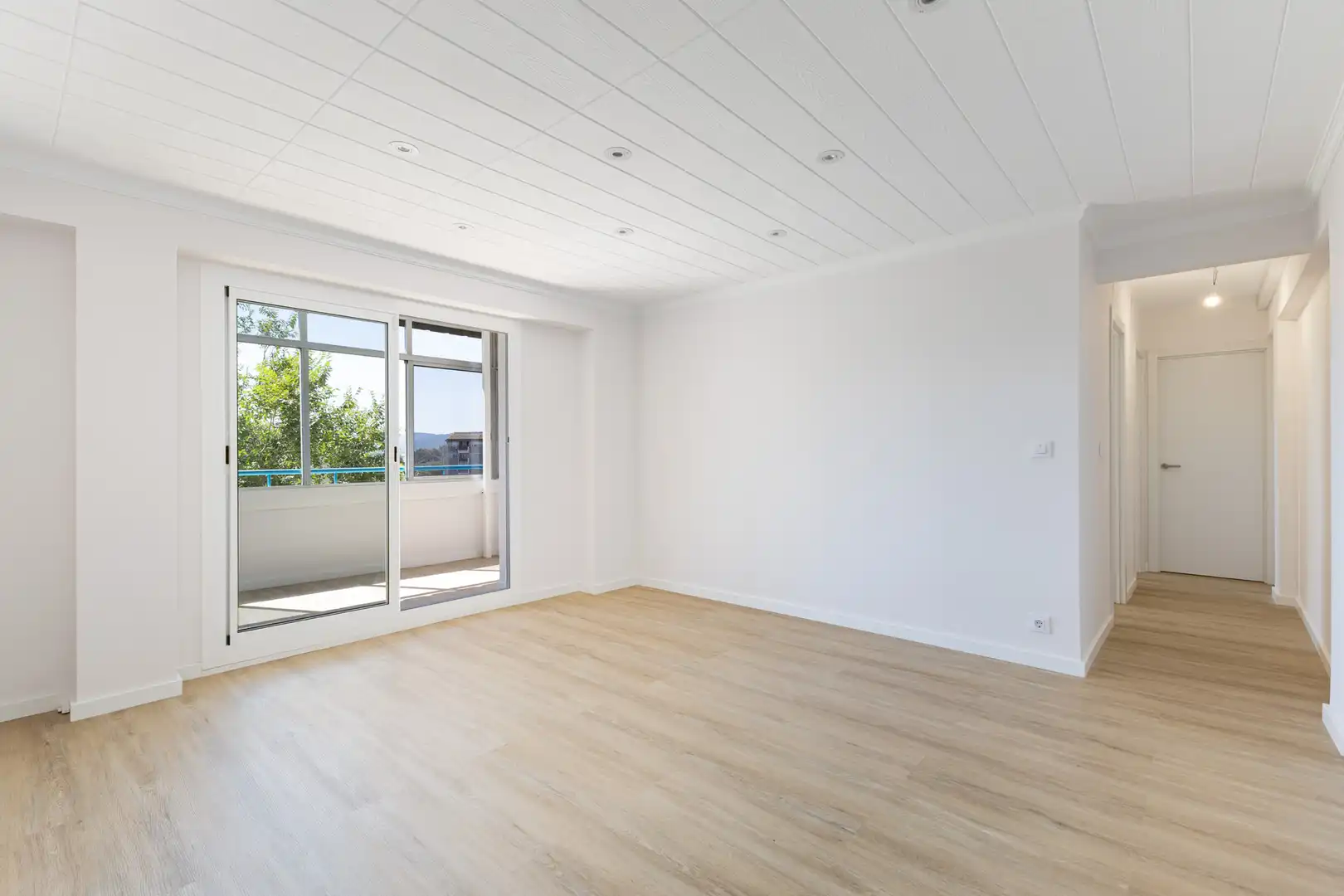 Habitación de Piso en venta en Badia del Vallès con Horno, Balcón y Alarma