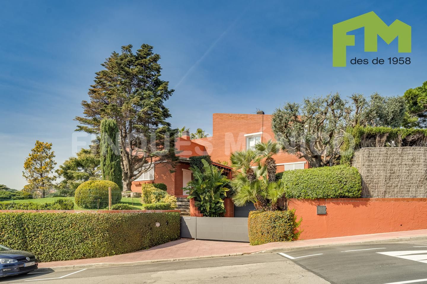 Vista exterior de Casa o xalet en venda en Teià amb Aire condicionat, Calefacció i Jardí privat