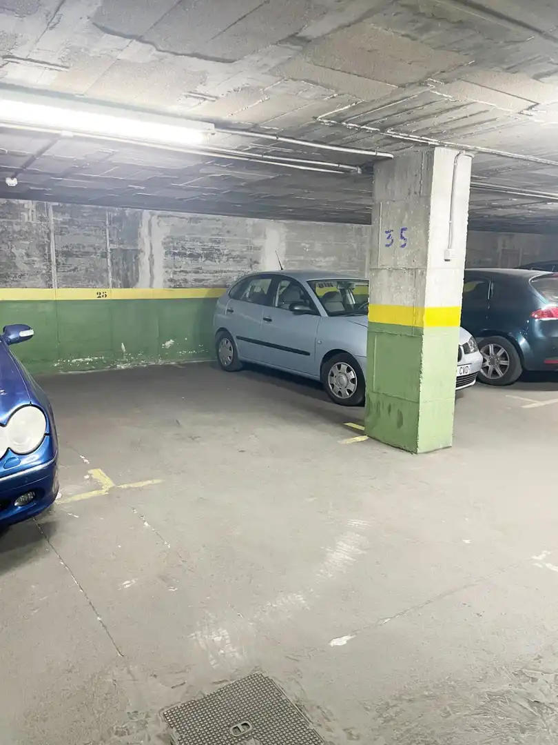 Einzelparkplatz zum Verkauf in Calle JOSE GUTIERREZ-PETEN, imagen 4