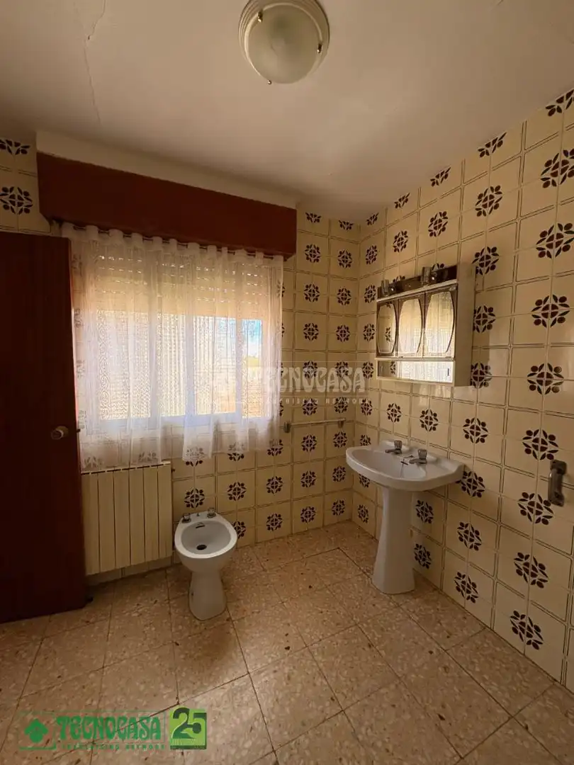 Baño de Piso en venta en Dosbarrios con Calefacción