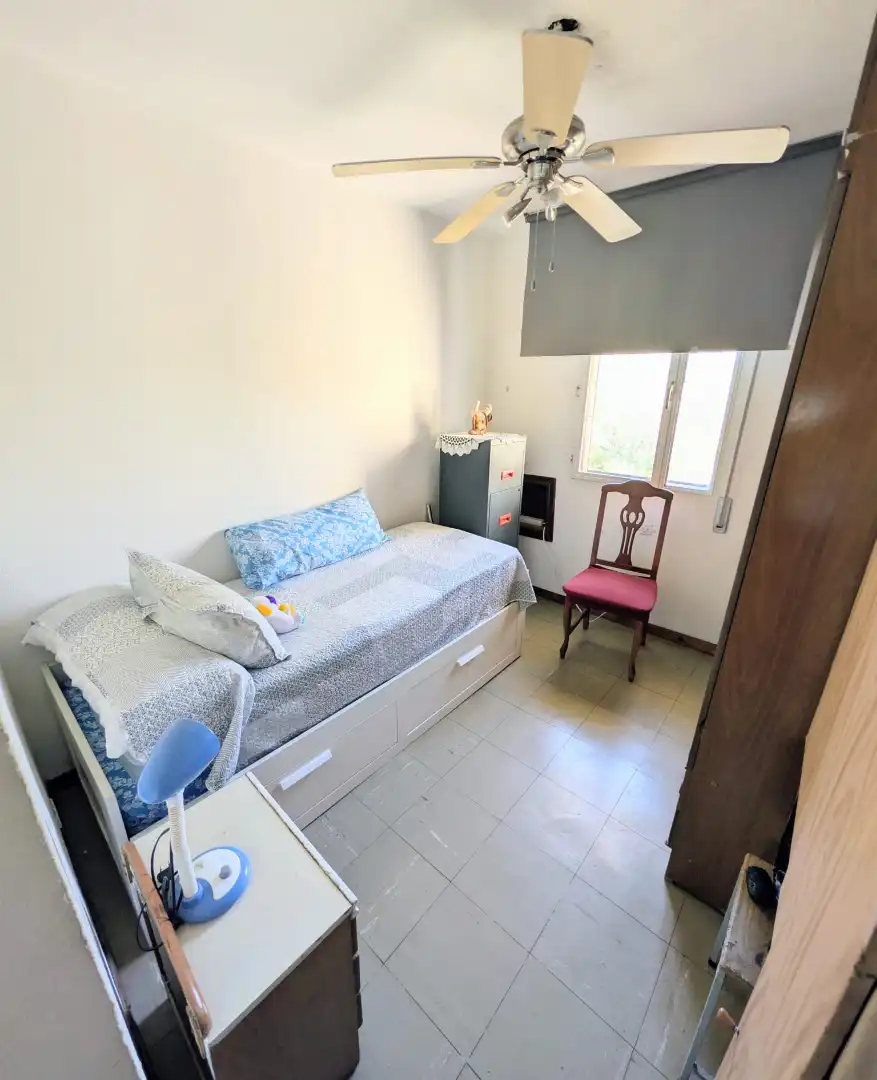 Bedroom of Flat for sale in Sevilla  with Air Conditioner