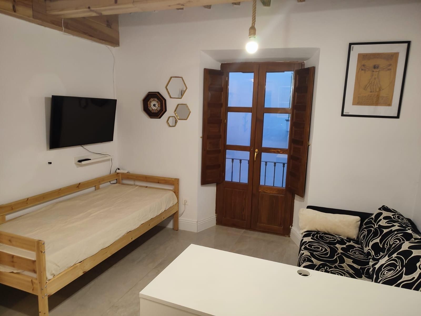 Habitación de Piso de alquiler en  Granada Capital con Calefacción