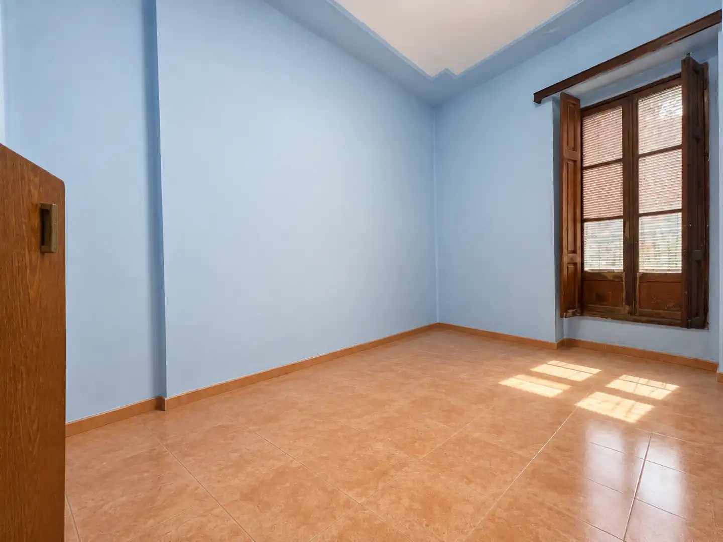 Bedroom of Houses for sale in Burjassot  with Terrace and Storage room