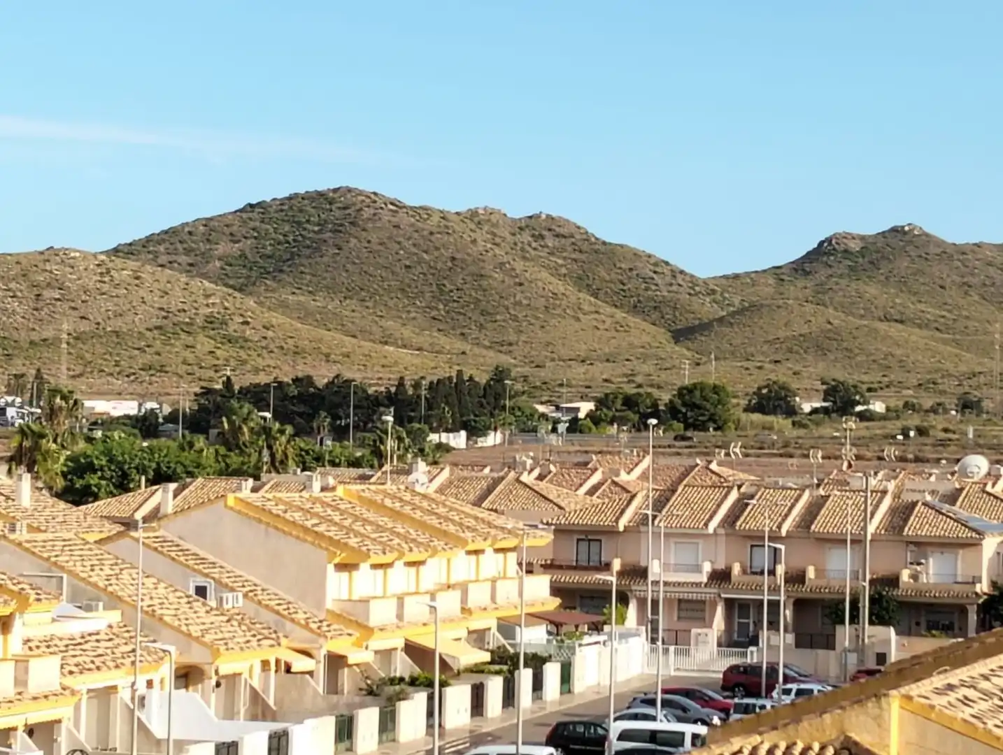 Exterior view of Flat for sale in Pedanías Oeste