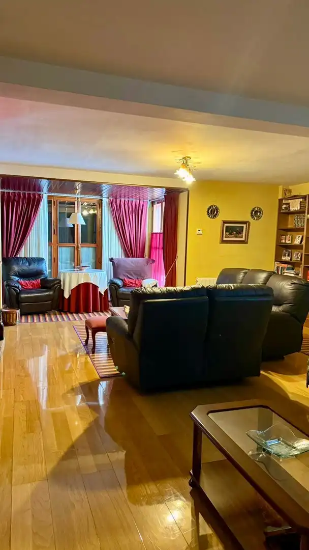Sala de estar de Casa o chalet en venta en Siete Aguas con Jardín privado, Terraza y Alarma