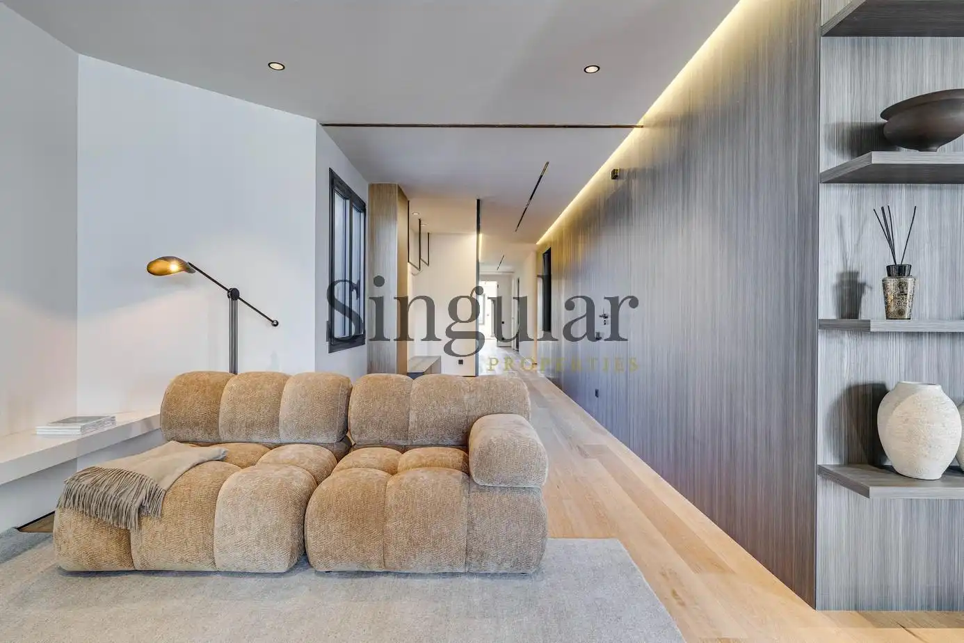 Sala de estar de Piso en venta en Barcelona con Calefacción, Terraza y Balcón
