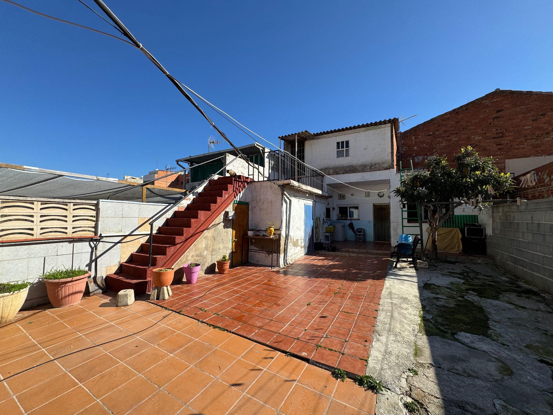 Vista exterior de Casa adosada en venta en Terrassa con Calefacción, Jardín privado y Terraza