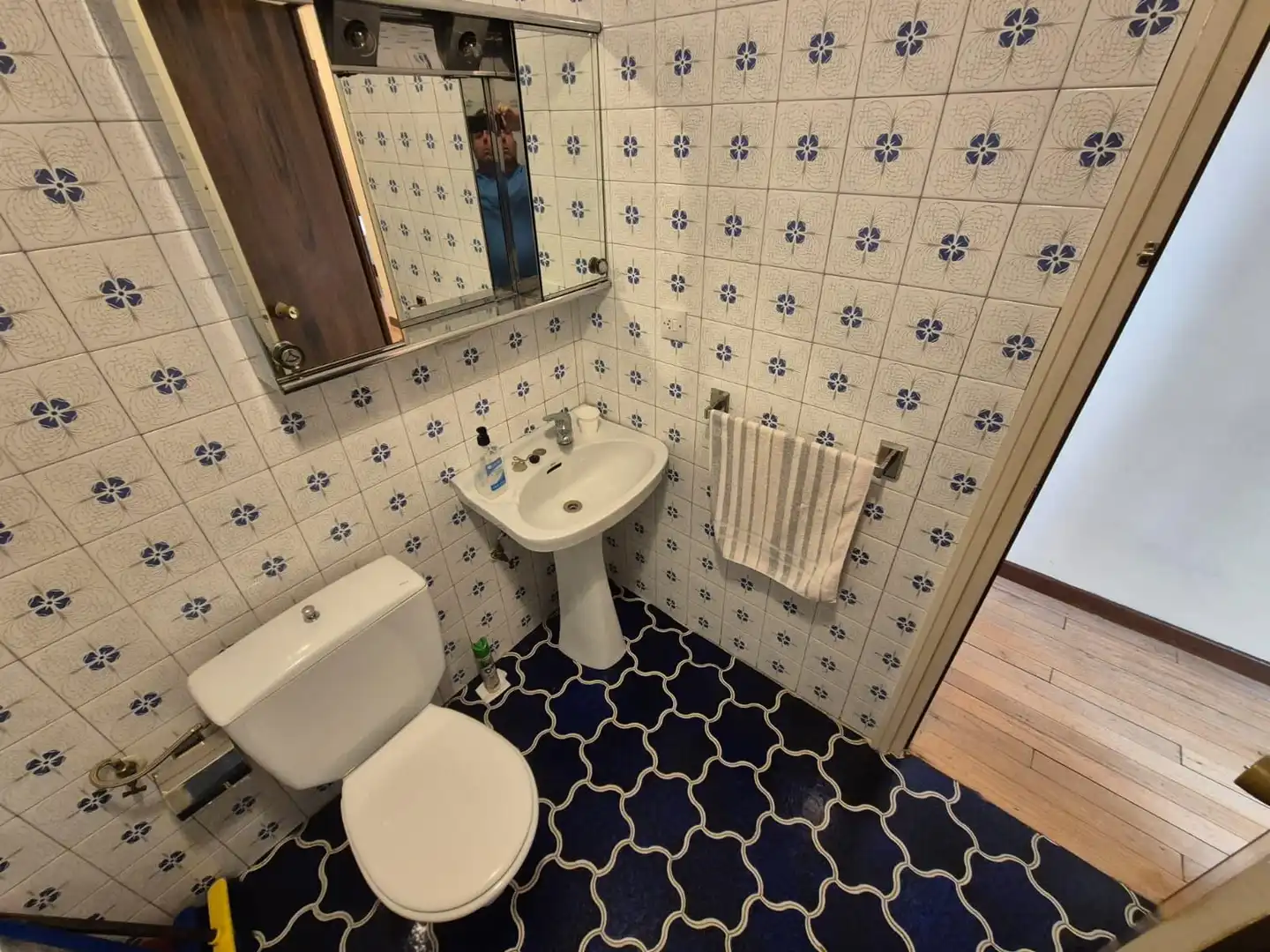 Bathroom of Flat for sale in Valle de Mena