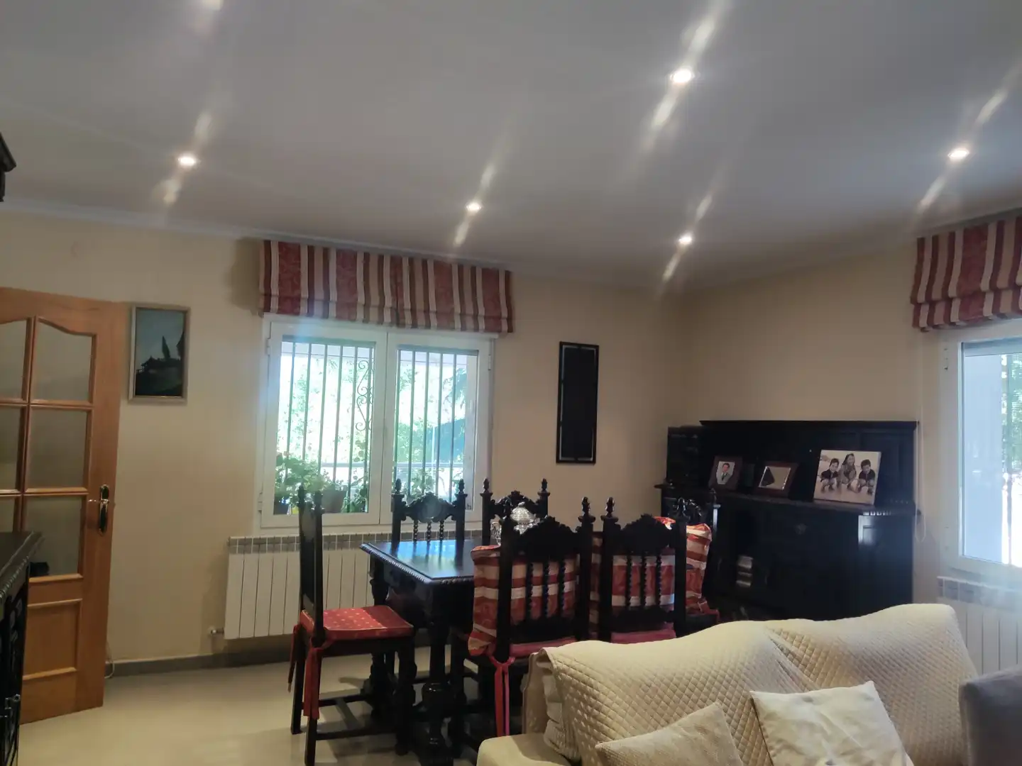 Menjador de Casa o xalet en venda en Ciudad Real amb Aire condicionat, Calefacció i Jardí privat