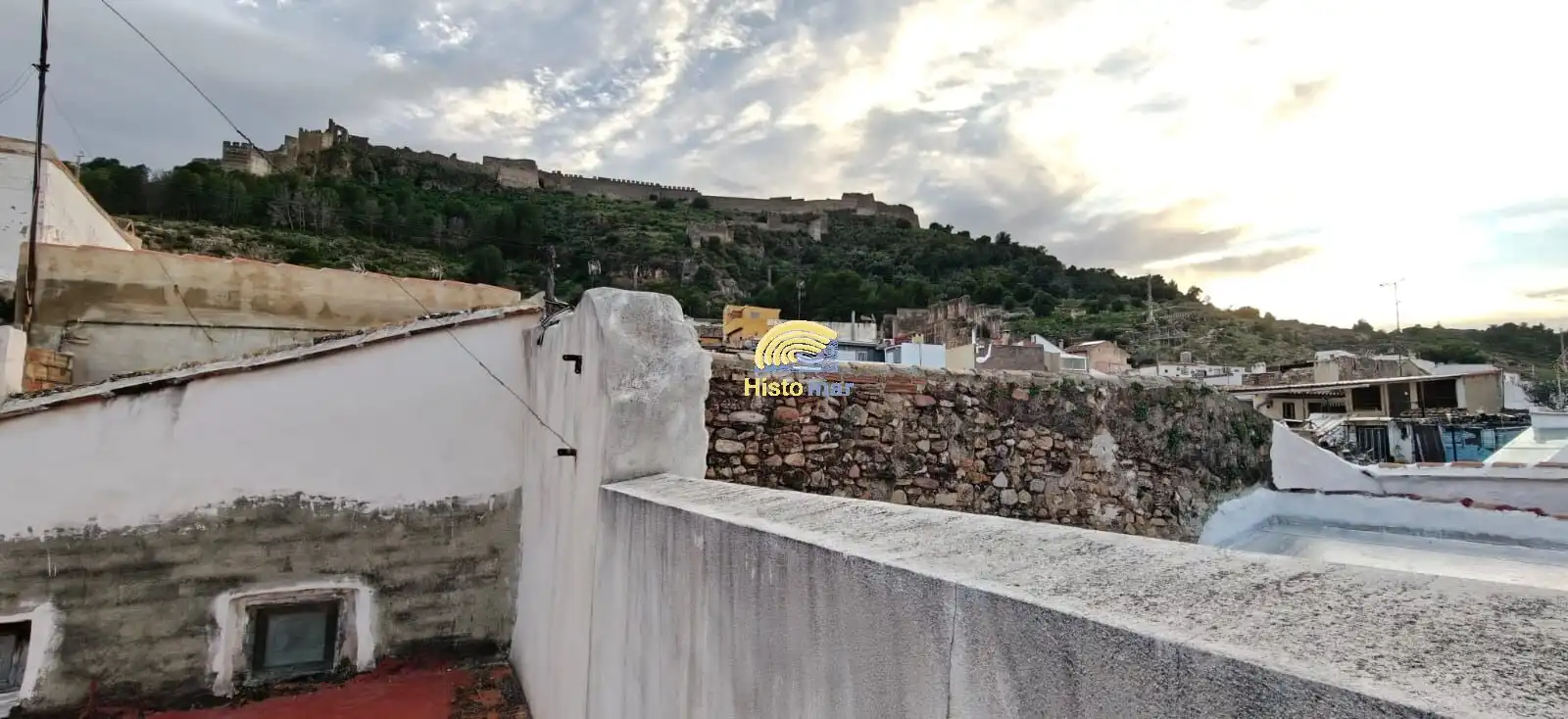 Vista exterior de Casa o xalet en venda en Sagunto / Sagunt amb Terrassa i Traster