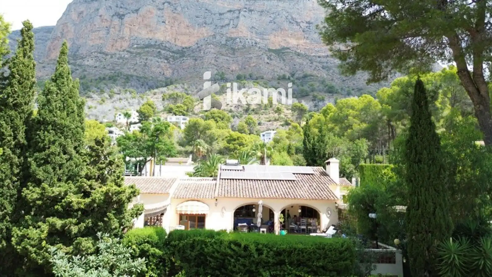 Vista exterior de Casa o xalet en venda en Jávea / Xàbia amb Aire condicionat, Calefacció i Jardí privat