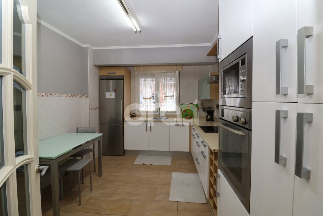 Kitchen of Flat for sale in Santurtzi   with Heating, Terrace and Furnished