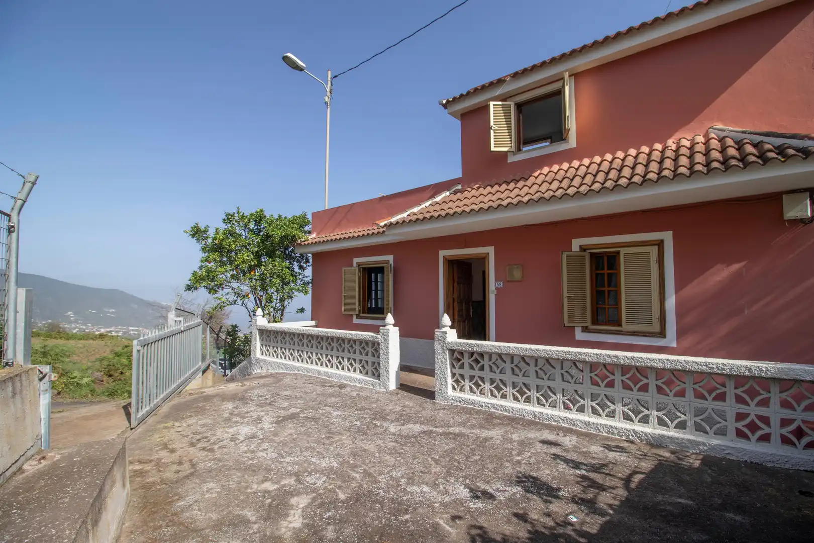 Vista exterior de Casa o chalet en venta en La Orotava con Jardín privado, Terraza y Trastero