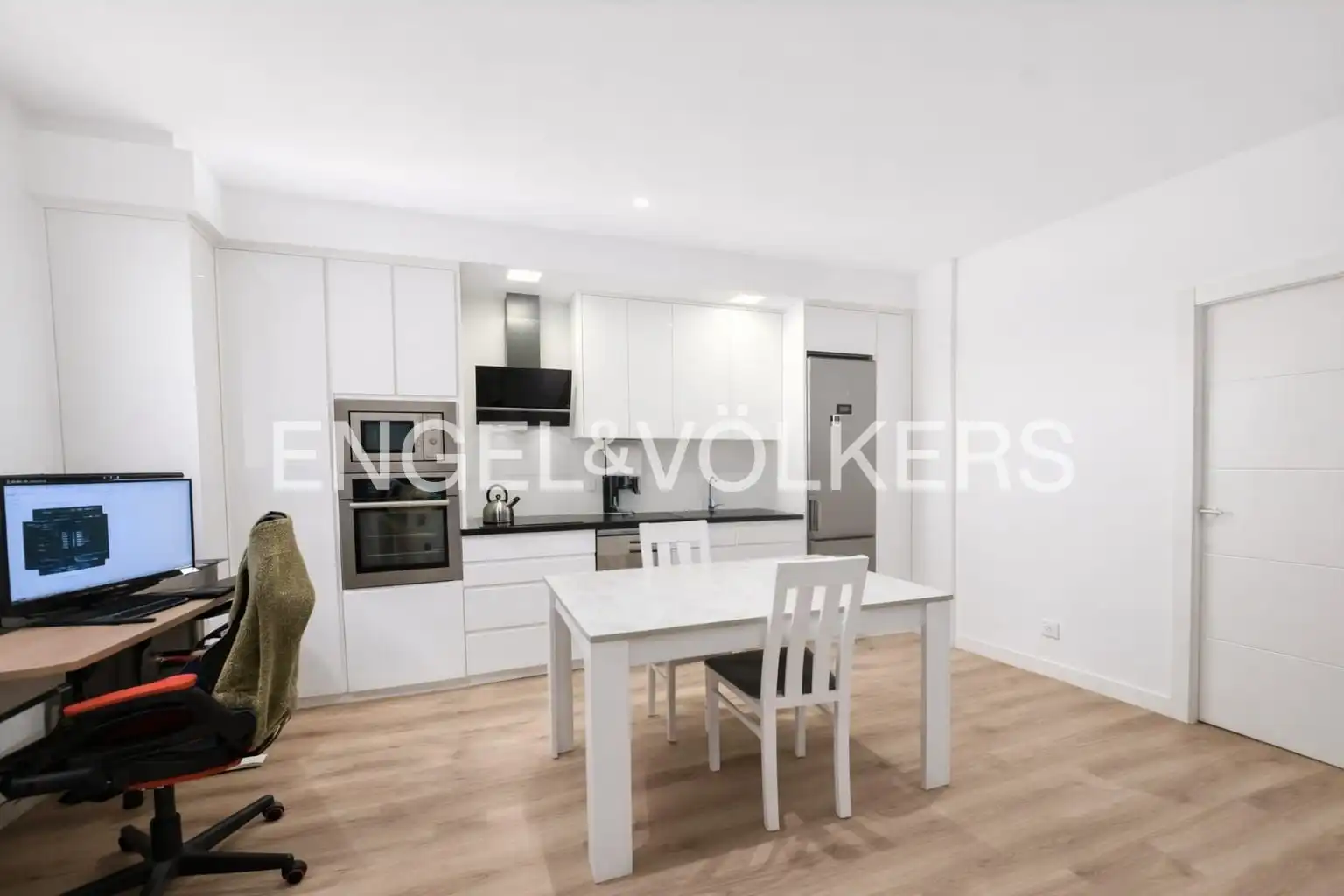 Cocina de Piso en venta en Fuenlabrada con Aire acondicionado, Calefacción y Amueblado