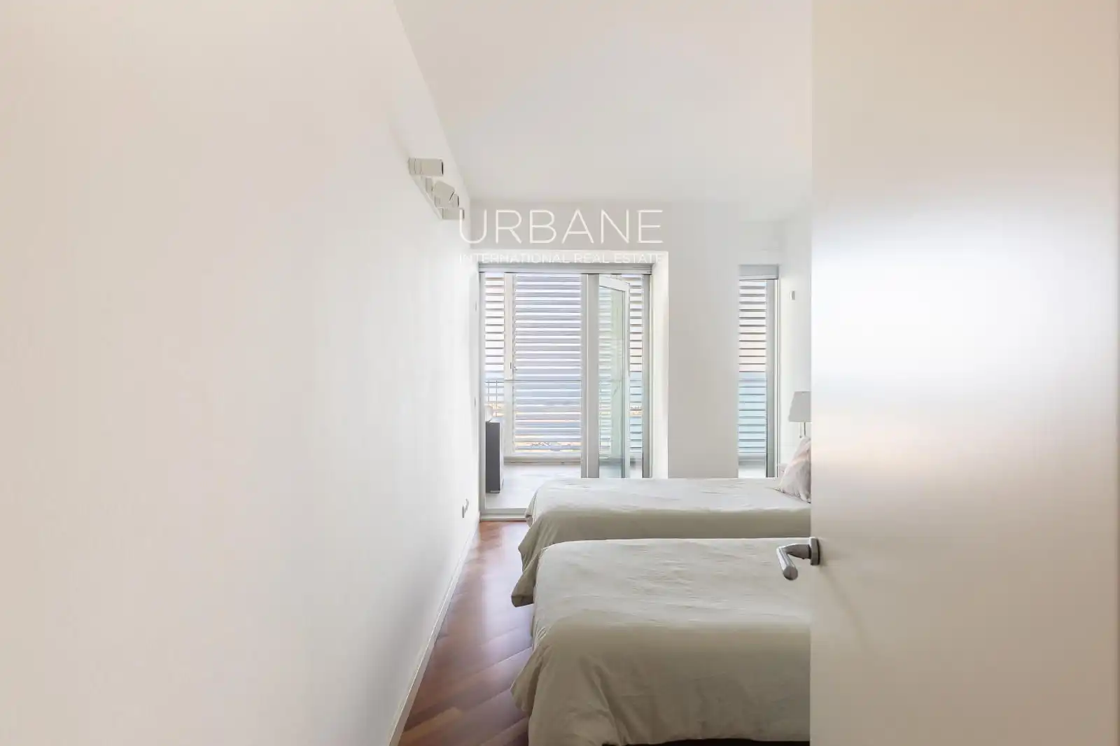 Habitación de Ático de alquiler en Barcelona con Aire acondicionado, Calefacción y Amueblado