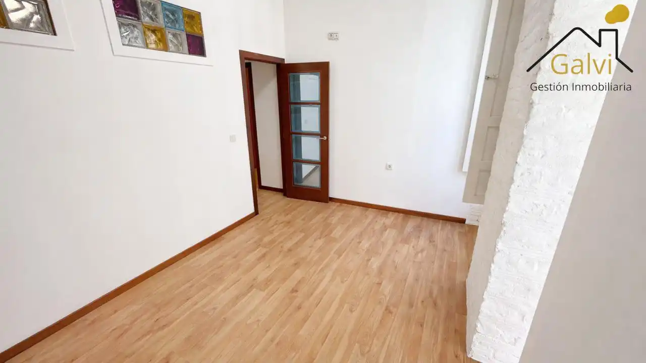 Piso en venta en Ferrol con Balcón