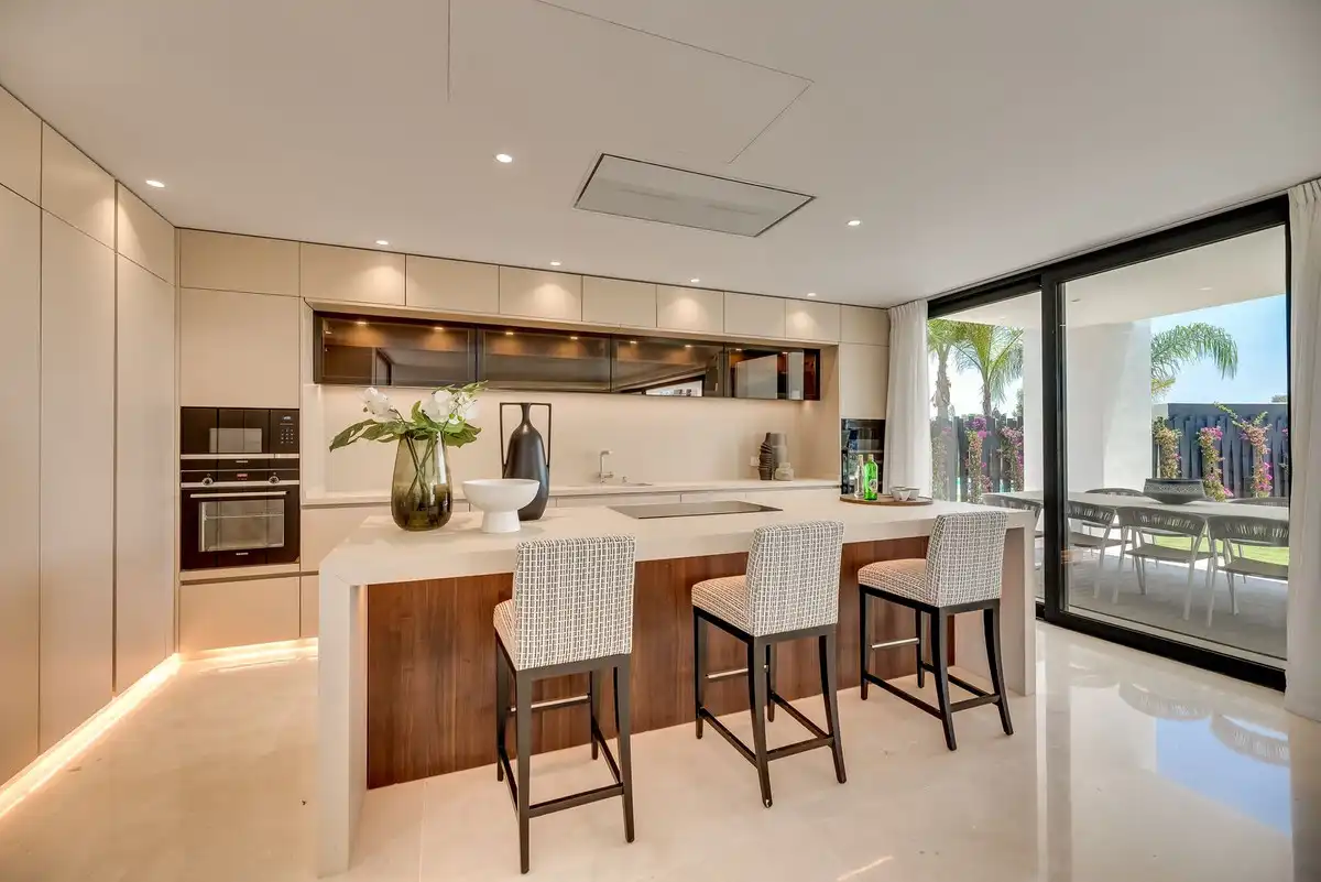 Chalet con piscina en venta en Milla de Oro, imagen 8